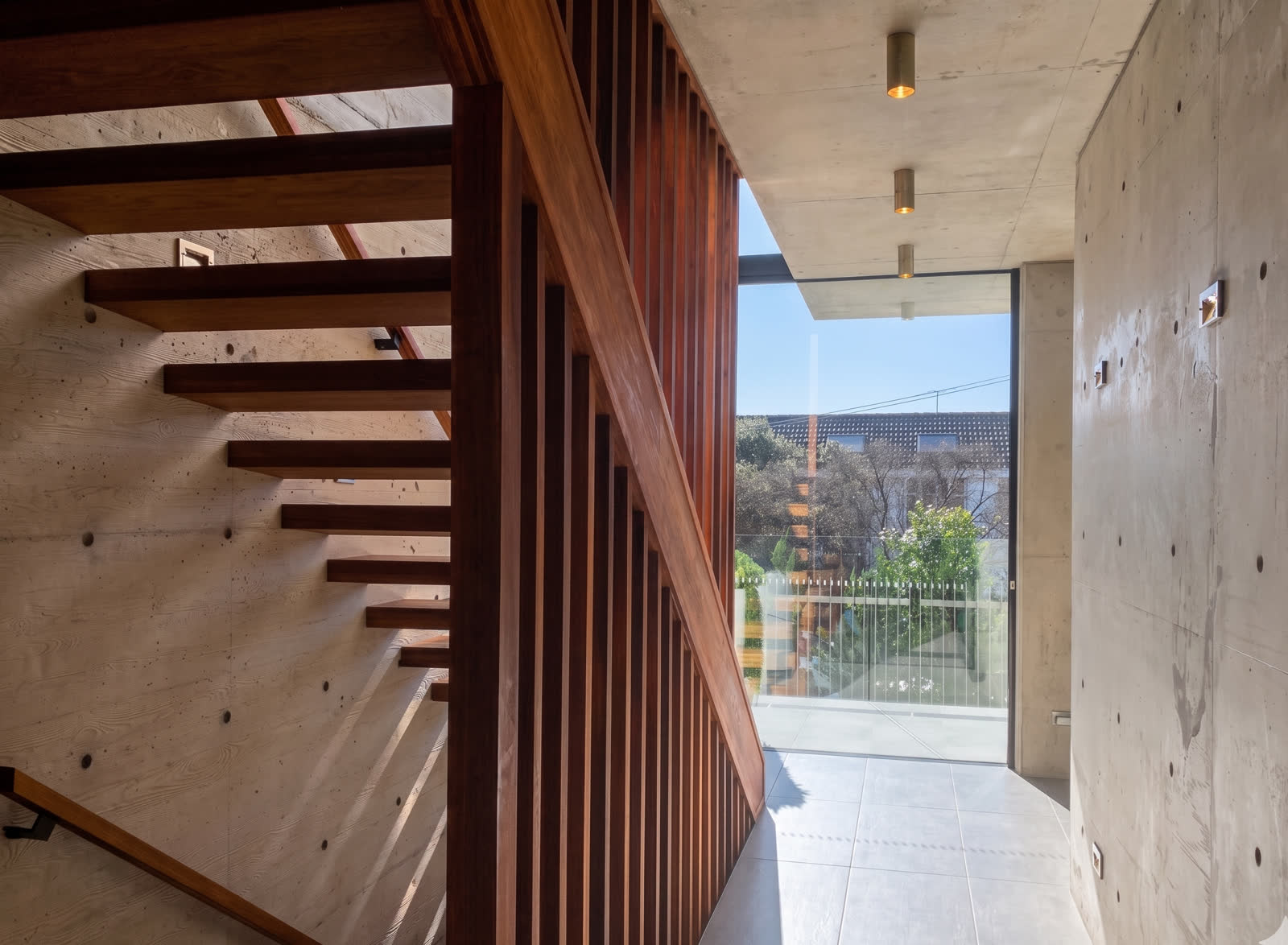 Floating timber stair, Bronte award house