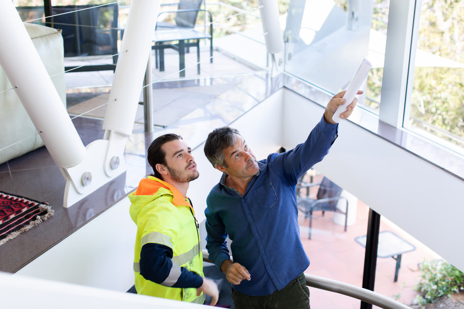 Stephen pointing out steelwork to operations manager Rufus on site at Vaucluse